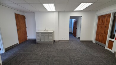 494 State St, Salem, OR for lease Interior Photo- Image 1 of 9