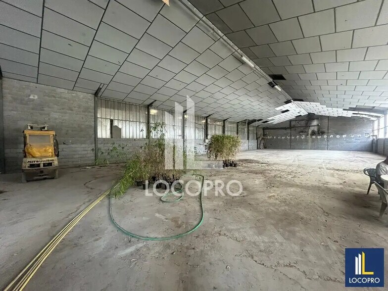 Flex in Entrevaux for sale - Building Photo - Image 3 of 12