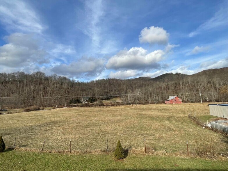 449 Cass Rd, Slatyfork, WV 26291 Office for Sale