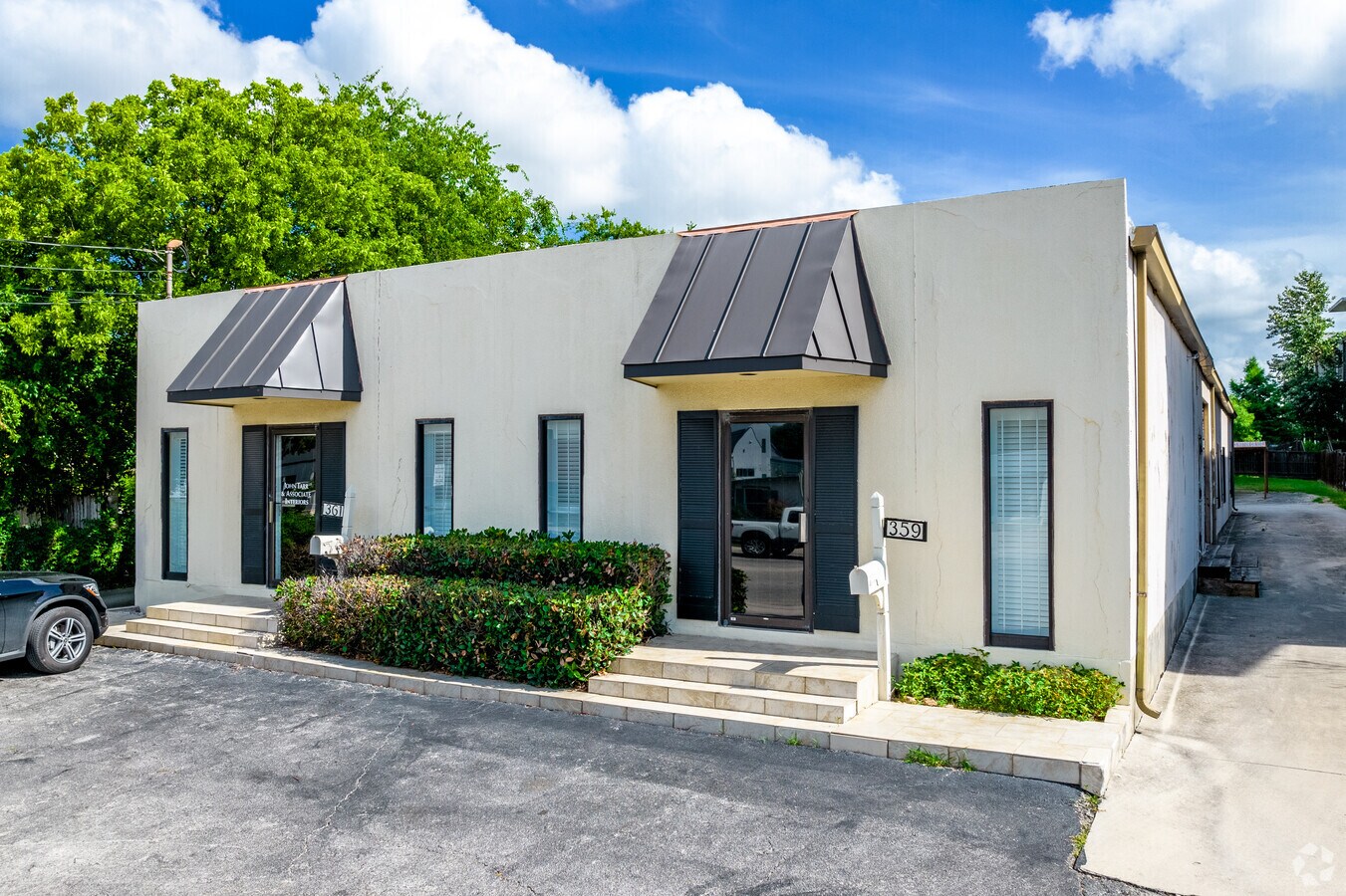 359361 W Sunset Rd, San Antonio, TX 78209