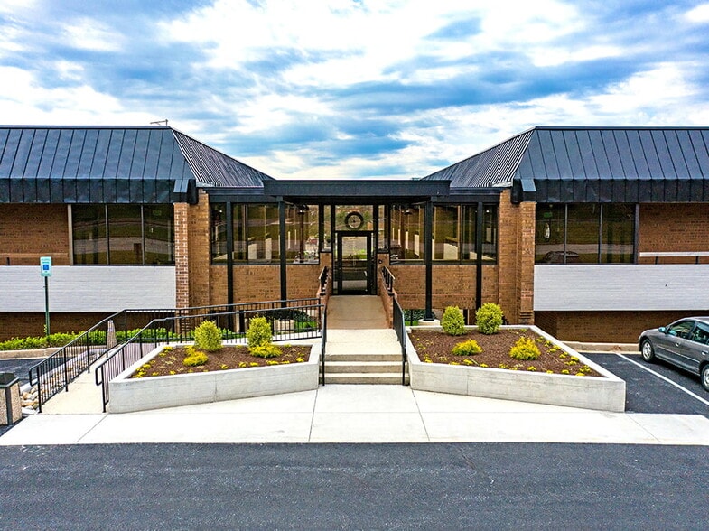 224 Schilling Cir, Hunt Valley, MD for lease - Building Photo - Image 3 of 10