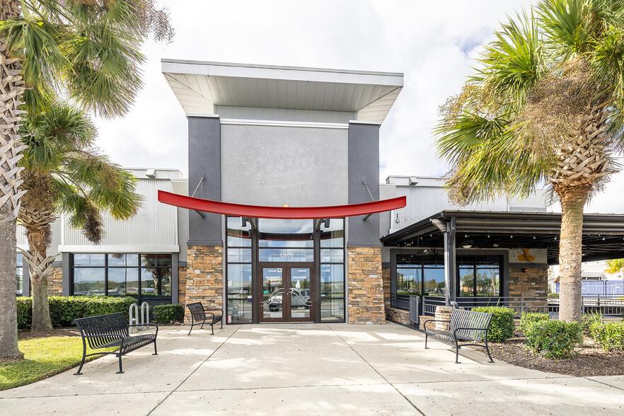 13249-13275 City Square Dr, Jacksonville, FL for lease - Building Photo - Image 1 of 11