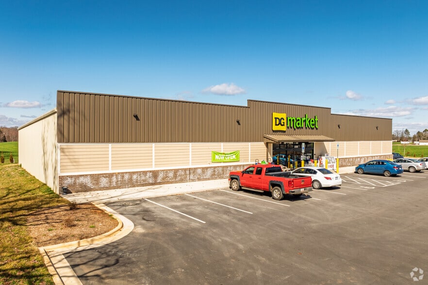 3738 Hwy 64 w, Mocksville, NC for sale - Building Photo - Image 3 of 4