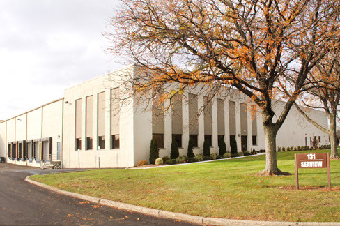 131-133 Seaview Dr, Secaucus, NJ for lease Building Photo- Image 1 of 4