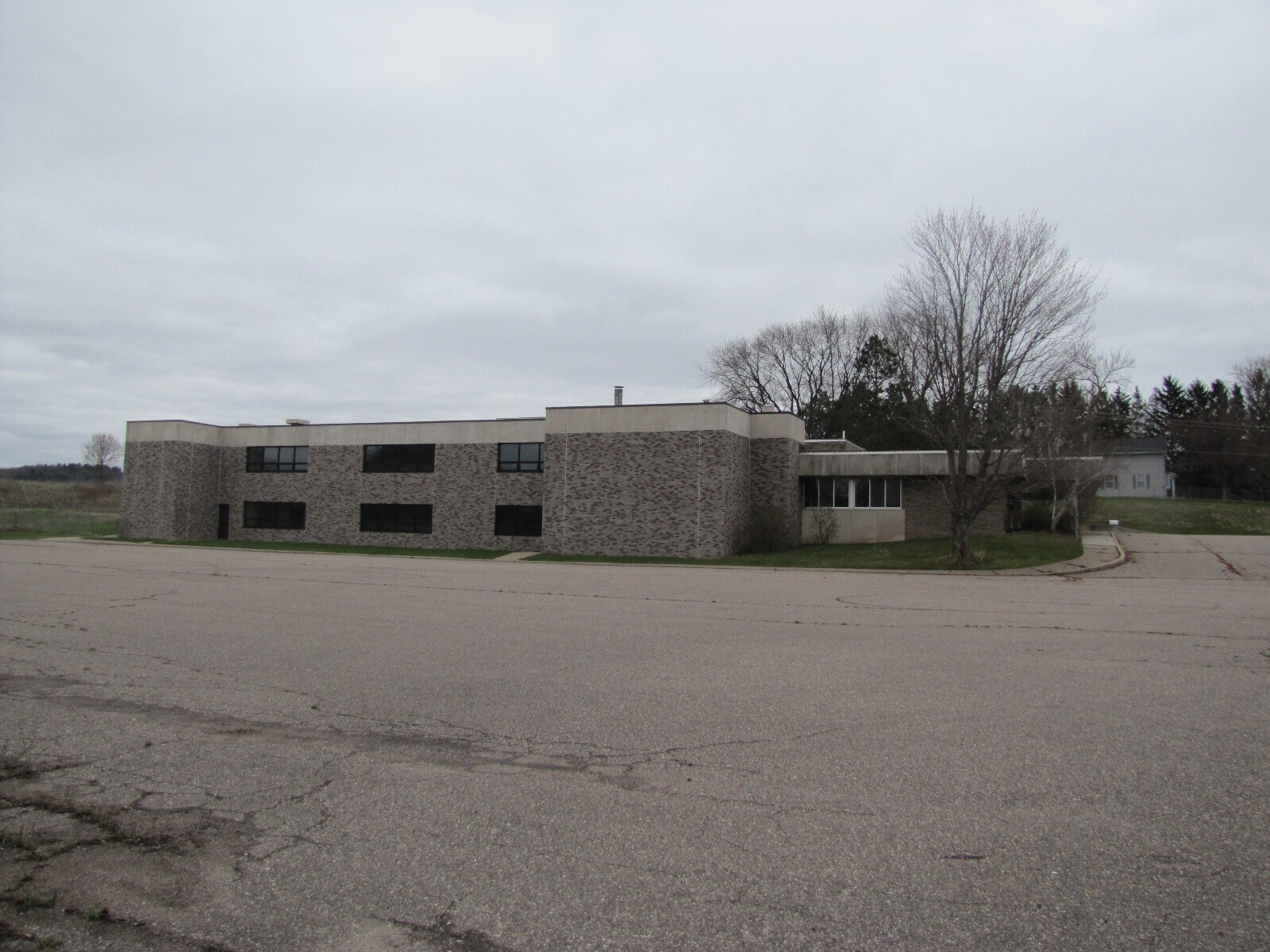 601 Spring St, Kendall, WI for sale Primary Photo- Image 1 of 1