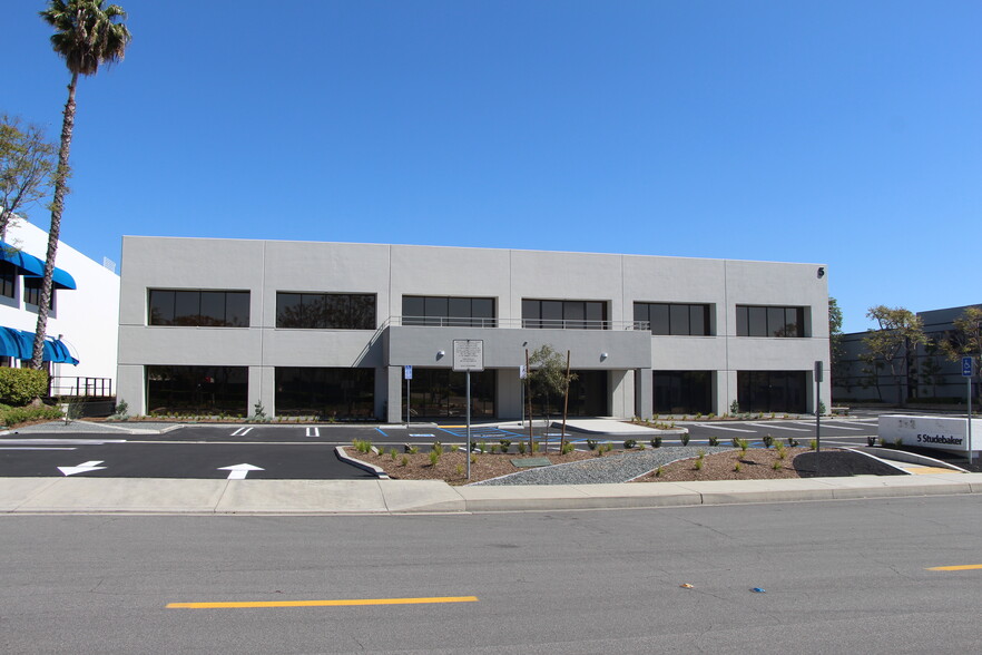 5 Studebaker, Irvine, CA for lease - Building Photo - Image 3 of 9