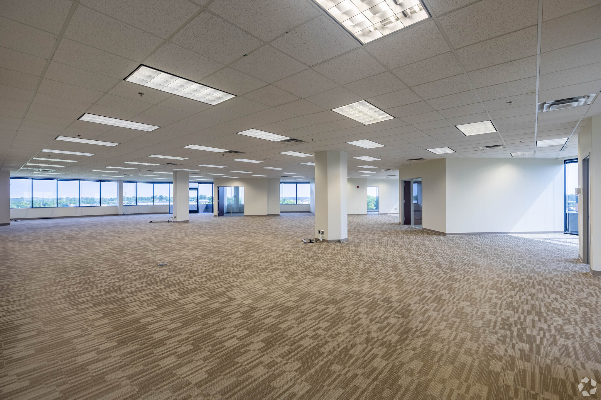 3900 Olympic Blvd, Erlanger, KY for lease Interior Photo- Image 1 of 4