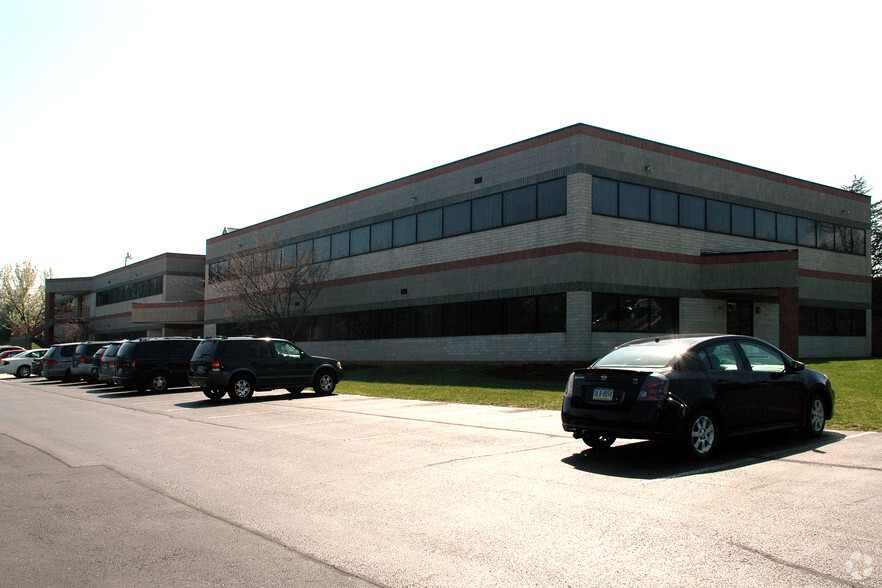 4700 Union Deposit Rd, Harrisburg, PA for lease - Building Photo - Image 3 of 21