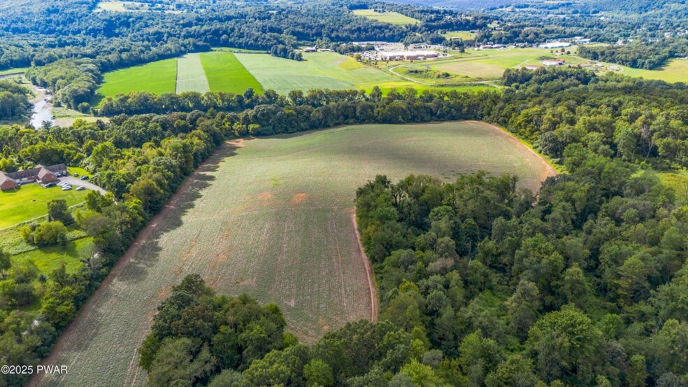 Wellwood Dr, Tunkhannock, PA for sale - Building Photo - Image 2 of 9