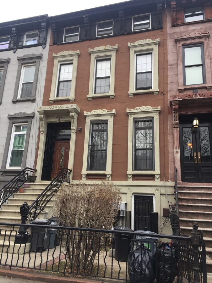 593 Madison St, Brooklyn, NY 11221