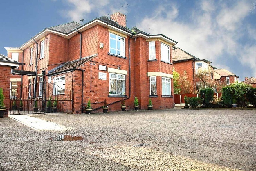 Nuthurst Rd, Manchester, M40 3PP