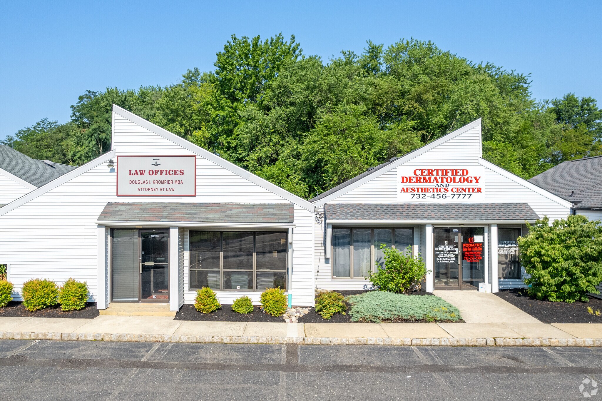 515 Iron Bridge Rd, Freehold, NJ for sale Primary Photo- Image 1 of 1