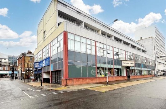 7 Whitegate Rd, Southend On Sea for lease - Building Photo - Image 2 of 3