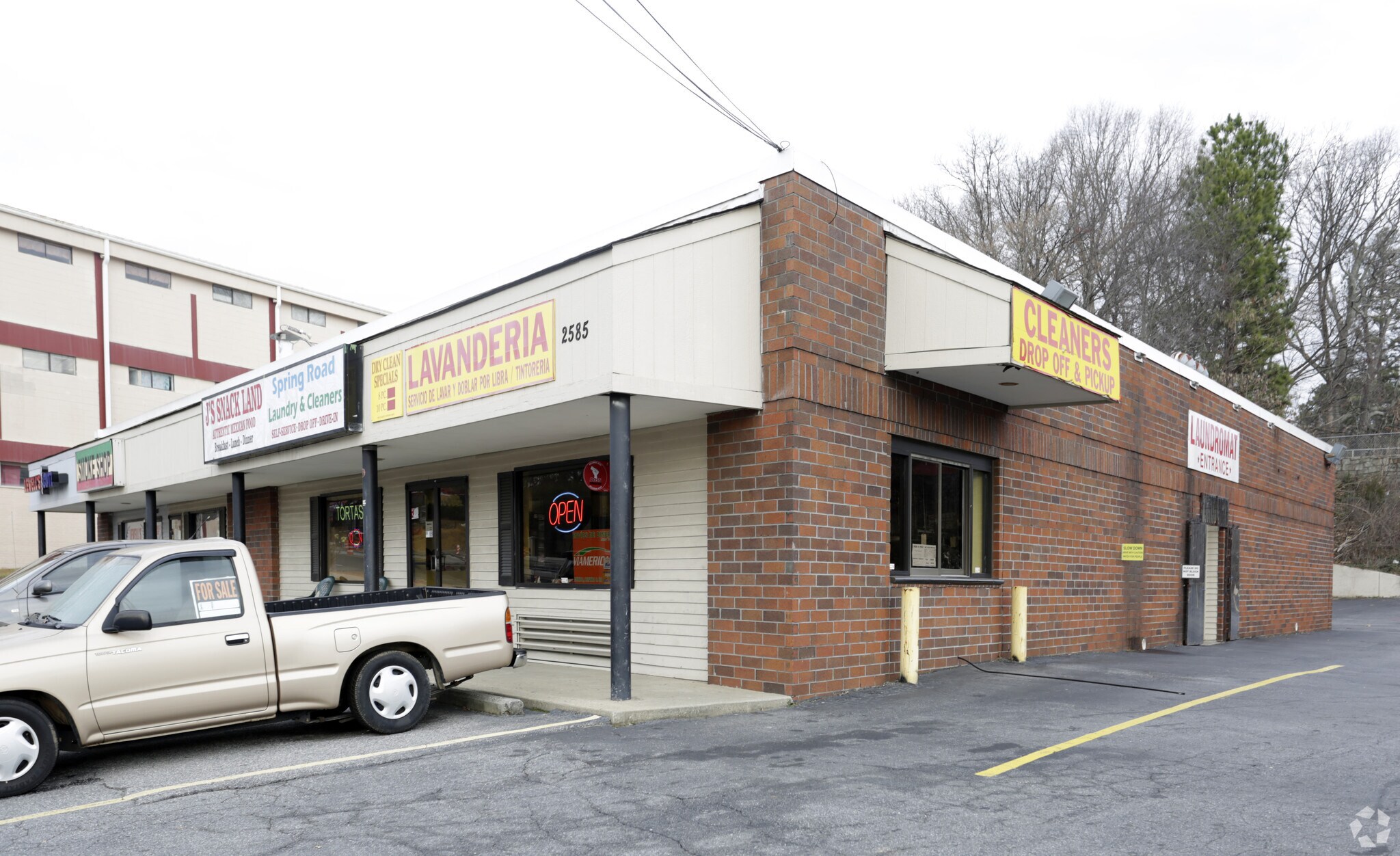 2585 Spring Rd SE, Smyrna, GA for sale Primary Photo- Image 1 of 1