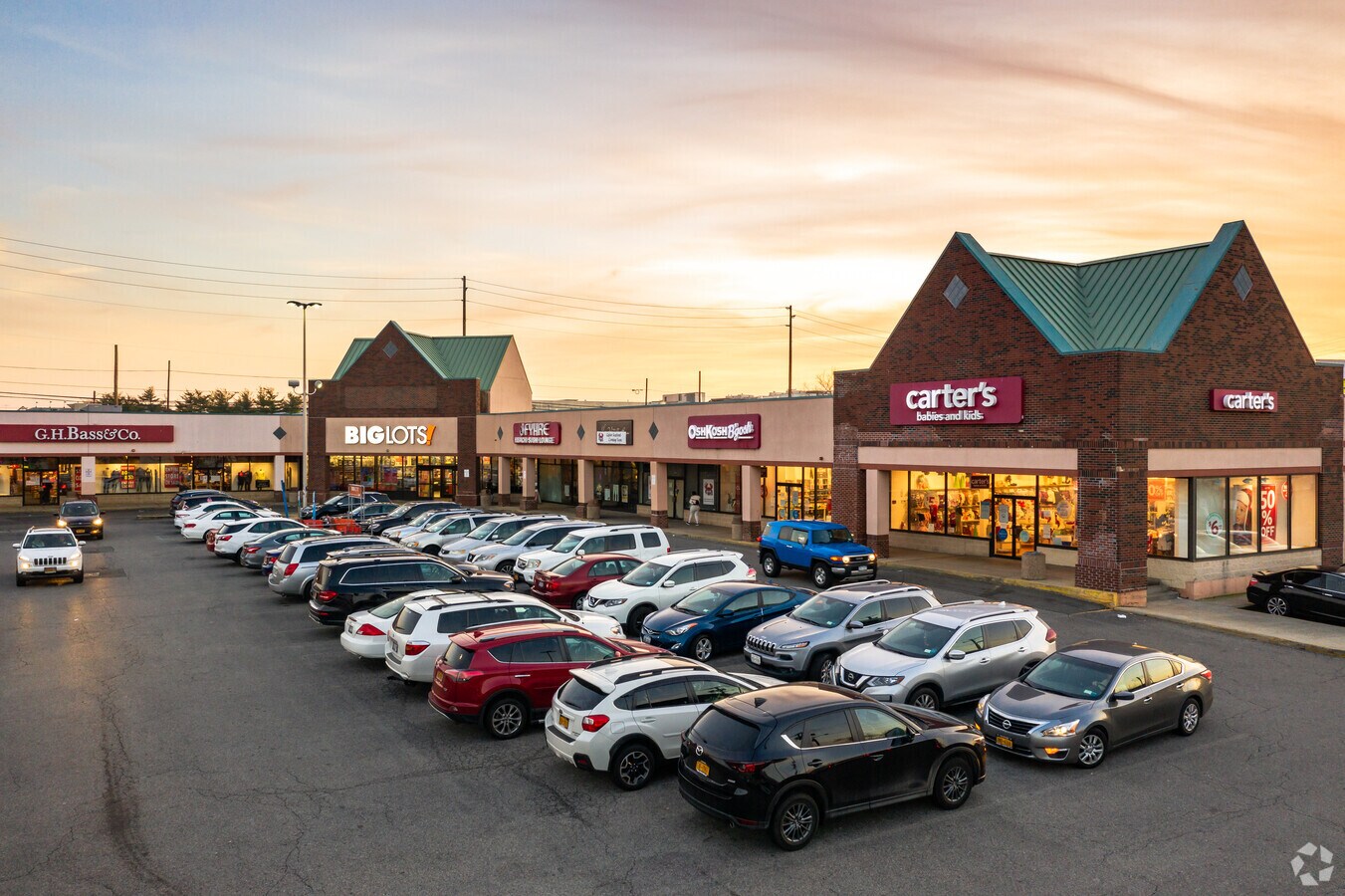 172198 Glen Cove Rd, Carle Place, NY 11514