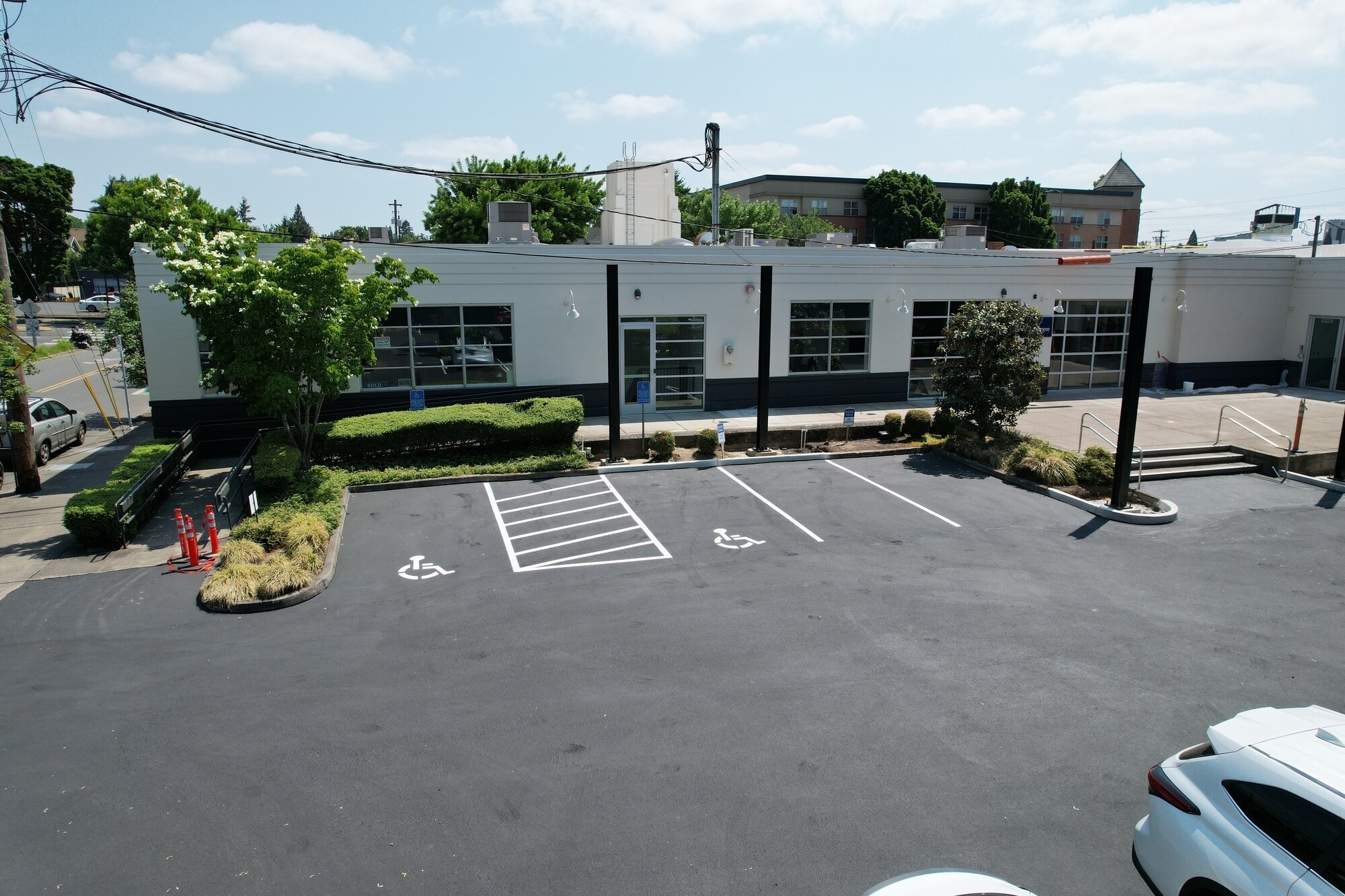 2045 NE Martin Luther King Jr Blvd, Portland, OR for lease Building Photo- Image 1 of 3