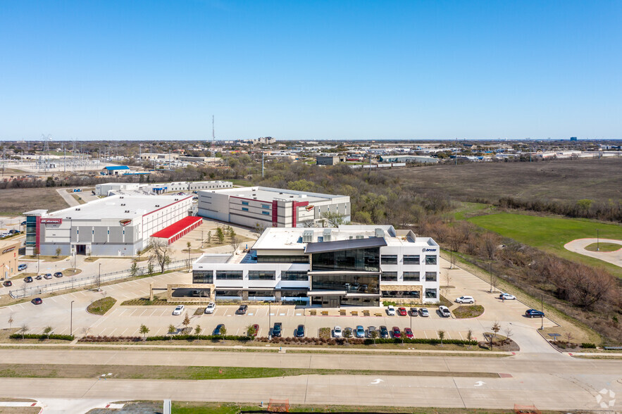 4351 Mapleshade Ln, Plano, TX for lease - Aerial - Image 2 of 19