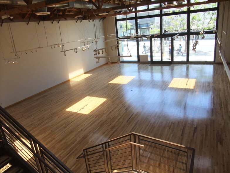 1228 3rd Street Promenade, Santa Monica, CA for lease - Interior Photo - Image 3 of 4