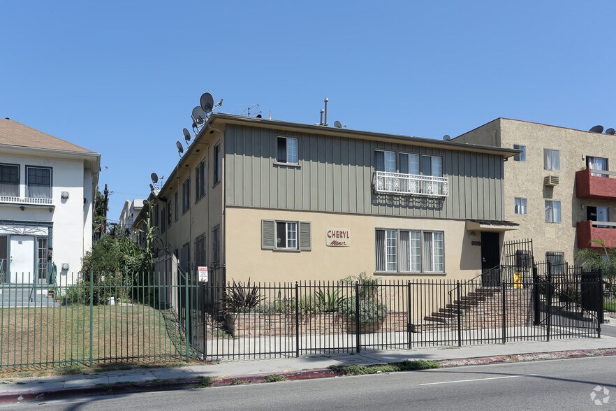 208 S Normandie Ave, Los Angeles, CA for sale - Primary Photo - Image 1 of 7