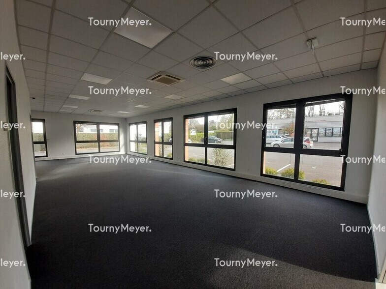 Office in Cesson-Sévigné for sale - Interior Photo - Image 3 of 5