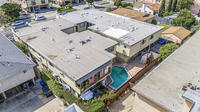 5228 Hermitage Ave, Valley Village, CA - aerial  map view