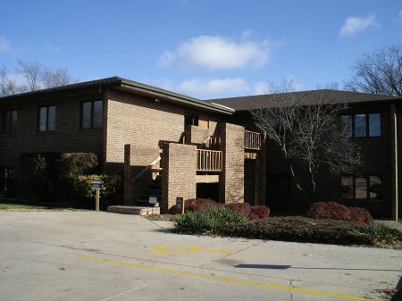 2708 NW Topeka Blvd, Topeka, KS for lease - Primary Photo - Image 2 of 3