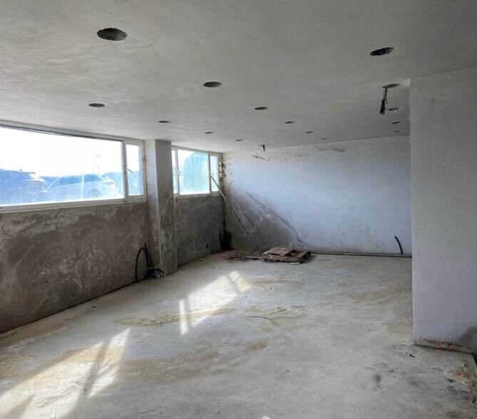 Retail in Foz for sale - Building Photo - Image 2 of 13