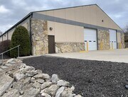 19605 E 40 Hwy, Independence MO - Warehouse