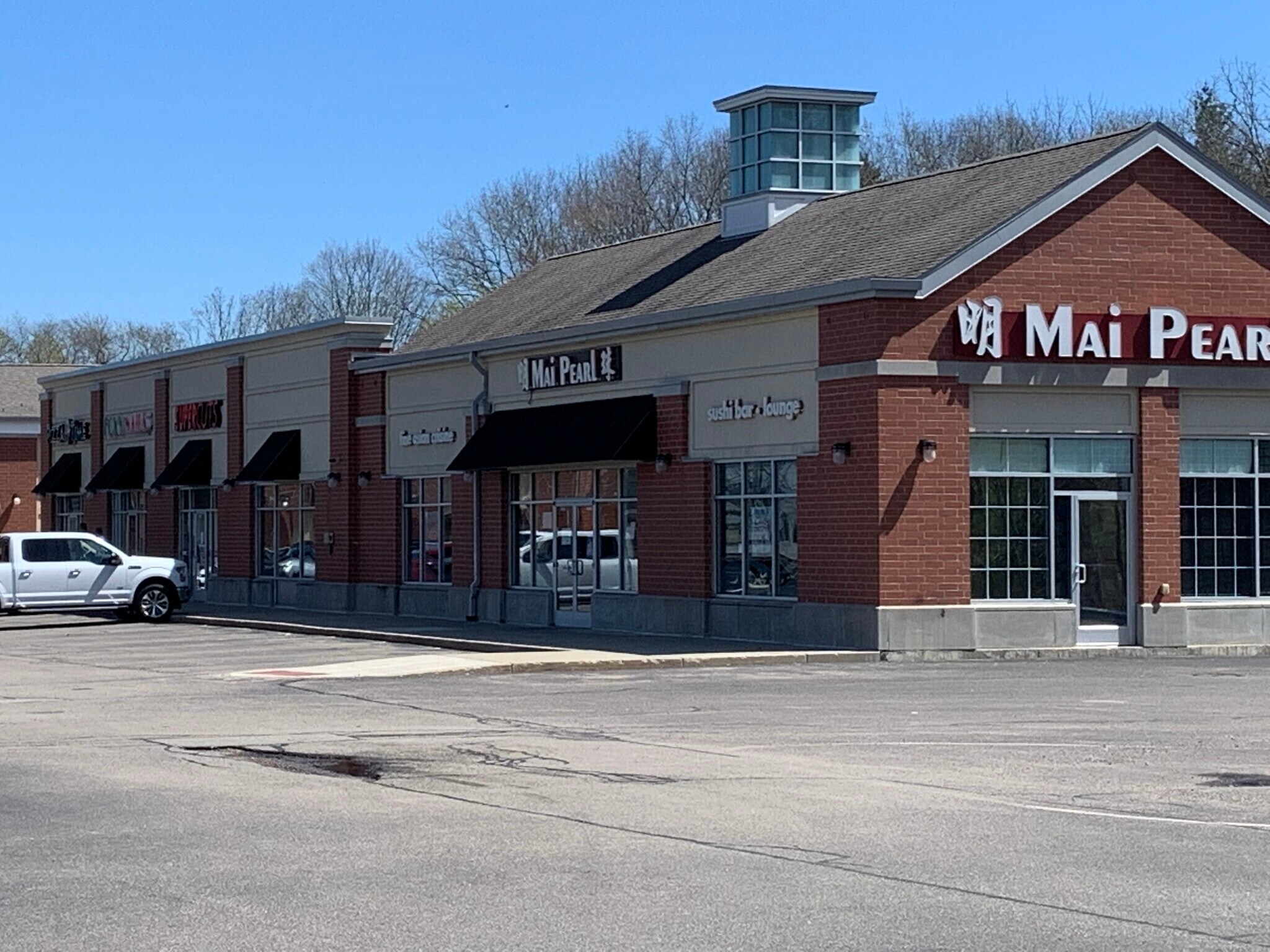 121 Main St, Foxboro, MA 02035 The Shops at Chestnut Green