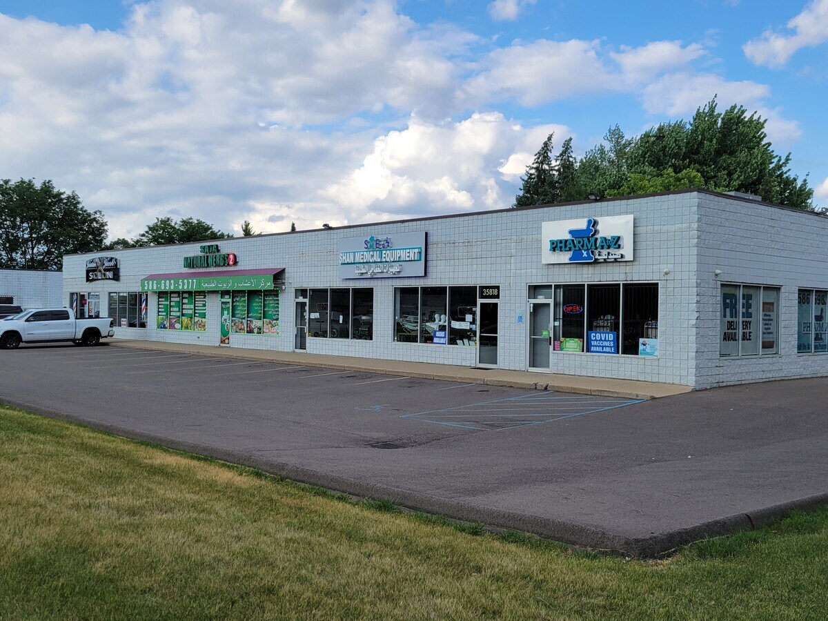 3581435838 Dequindre Rd, Sterling Heights, MI 48310