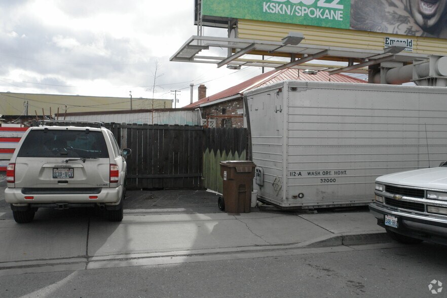 322 N Freya St, Spokane, WA for lease - Building Photo - Image 2 of 2
