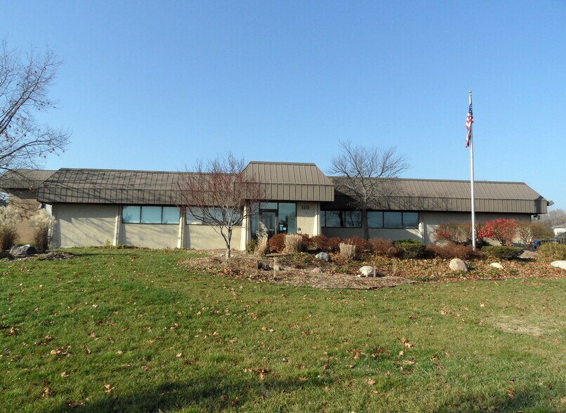 110 Parkland Plz, Ann Arbor, MI for sale - Building Photo - Image 1 of 1
