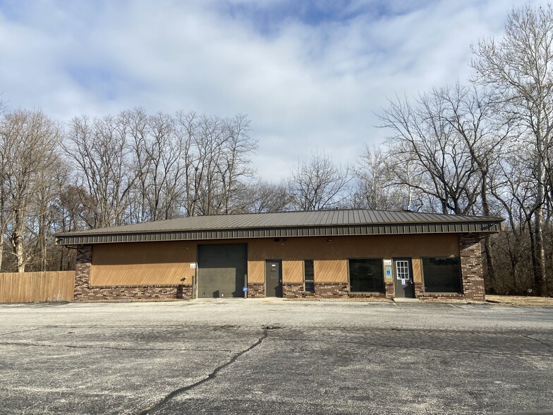 2600 S Dirksen Pky, Springfield, IL for sale - Primary Photo - Image 1 of 1