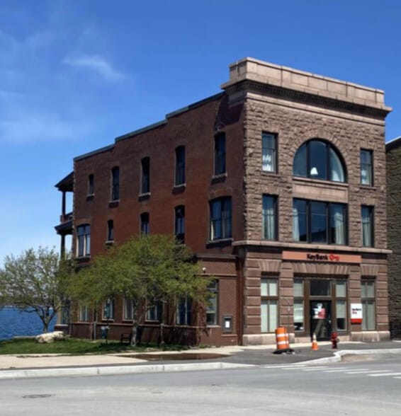 538 Riverside Dr, Clayton, NY for sale - Building Photo - Image 1 of 1