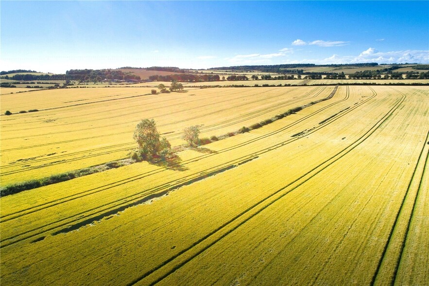 A303, Andover for sale - Aerial - Image 3 of 3