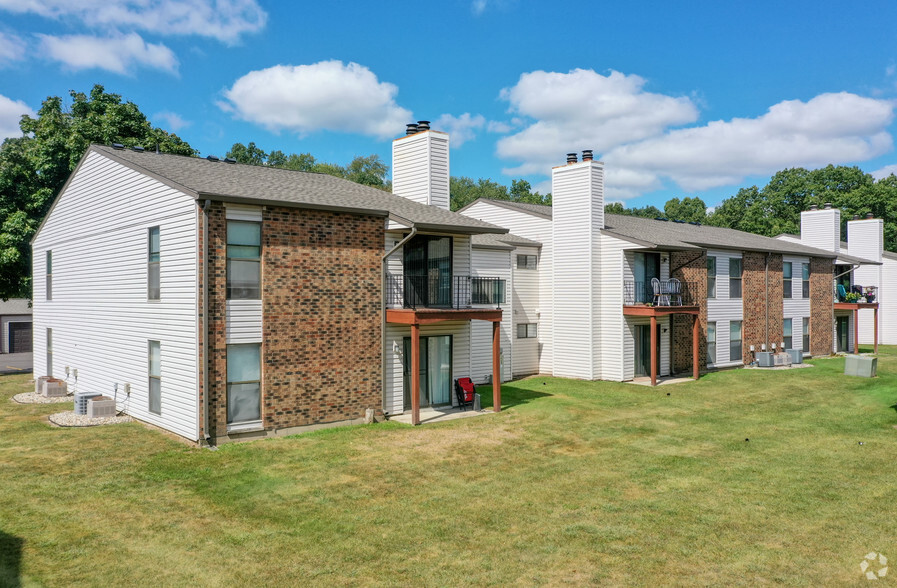 4315 Wimbleton Ctr, South Bend, IN for sale - Primary Photo - Image 1 of 1