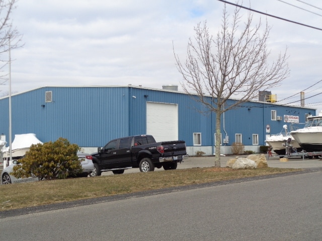 55 Ballou Blvd, Bristol, RI for lease Interior Photo- Image 1 of 3