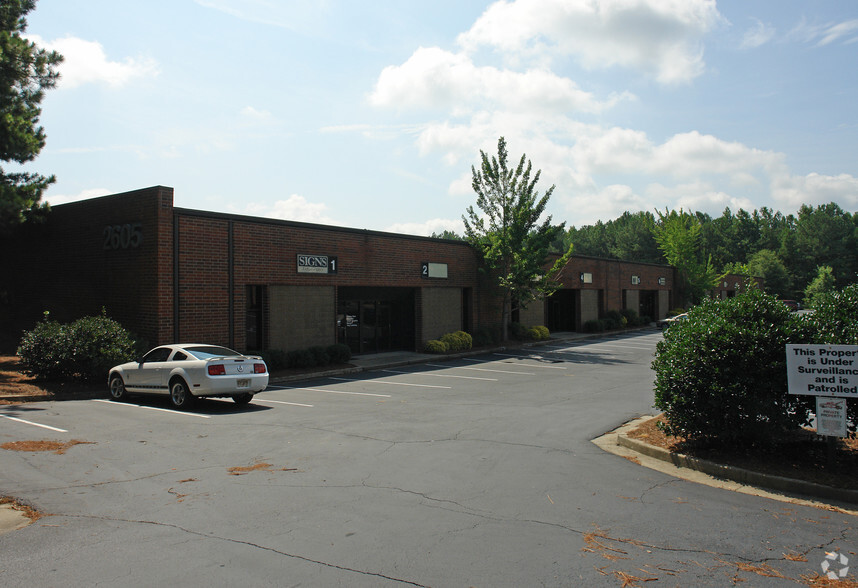 2605 Mountain Industrial Blvd, Tucker, GA for lease - Primary Photo - Image 1 of 3