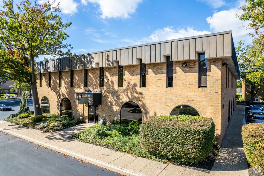 1750 Walton Rd, Blue Bell, PA for lease - Primary Photo - Image 1 of 5