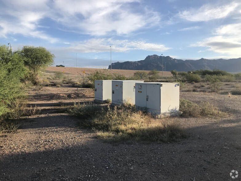 Goldfield Rd & US 60, Apache Junction, AZ 85219