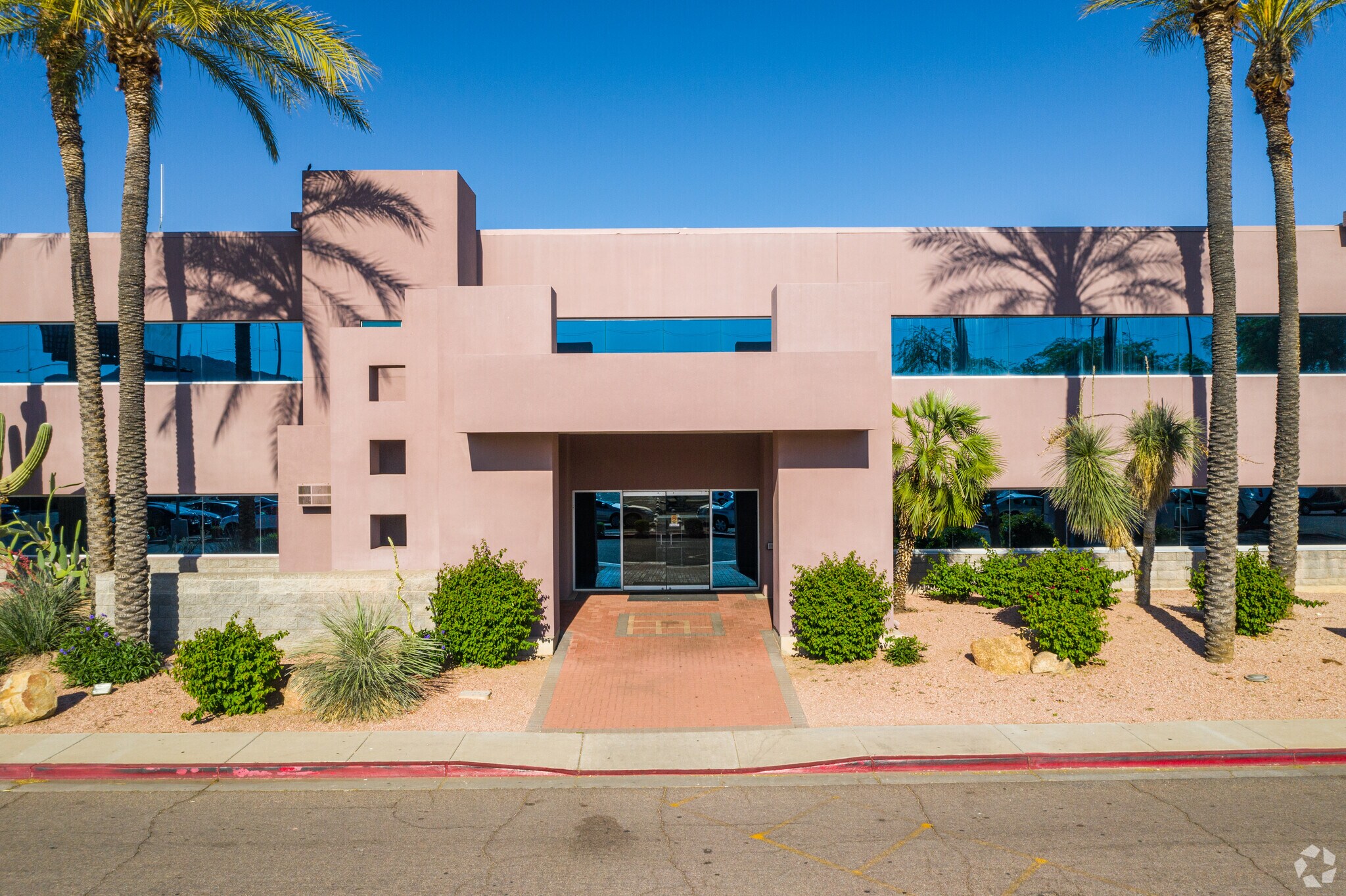 13450 N Black Canyon Hwy, Phoenix, AZ 85029 Office for Lease