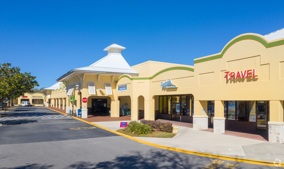 1411-1525 Sadler Rd, Fernandina Beach, FL for lease - Building Photo - Image 3 of 15