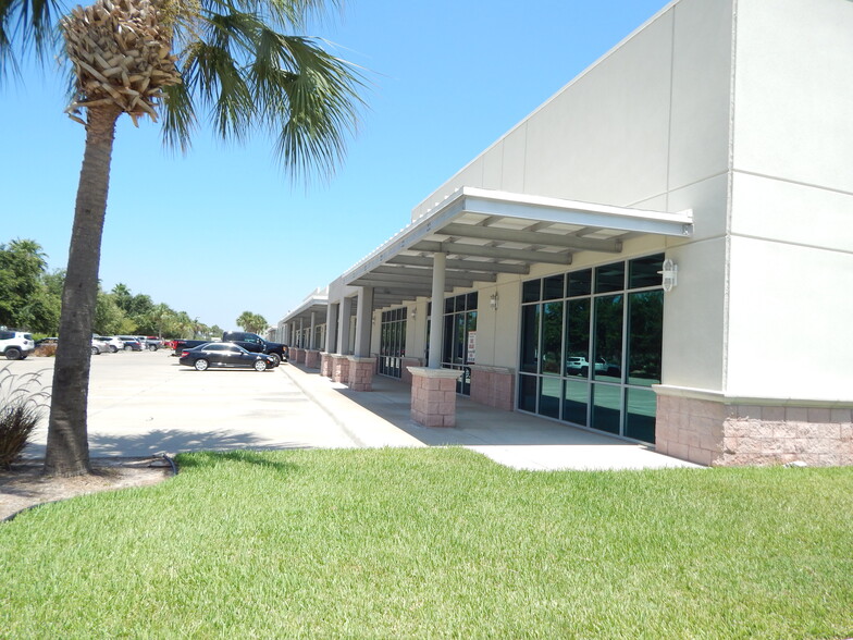 5000 W Military Hwy, McAllen, TX for lease - Building Photo - Image 3 of 6