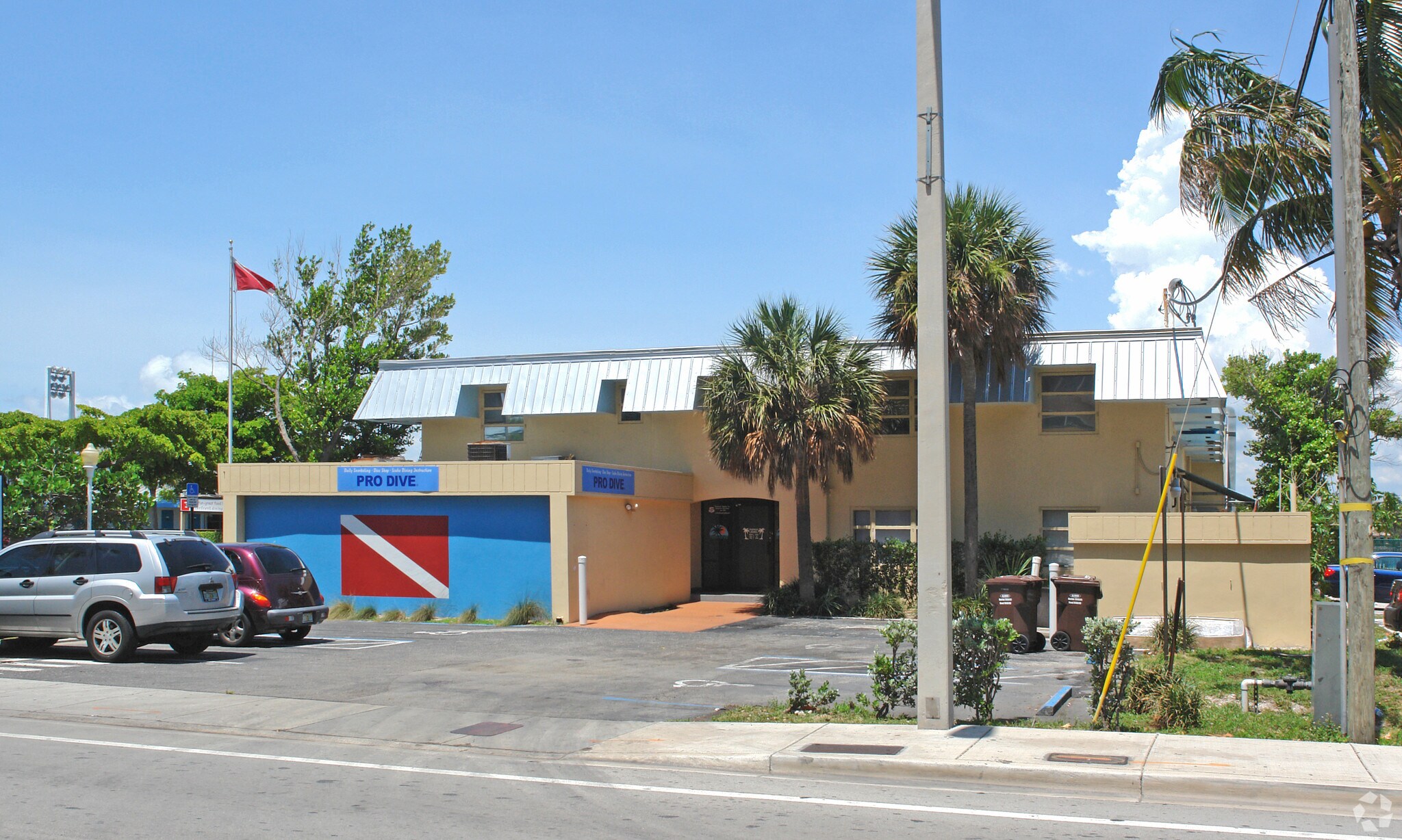 429 Seabreeze Blvd, Fort Lauderdale, FL 33316 Office Space Above Coconuts Restaurant