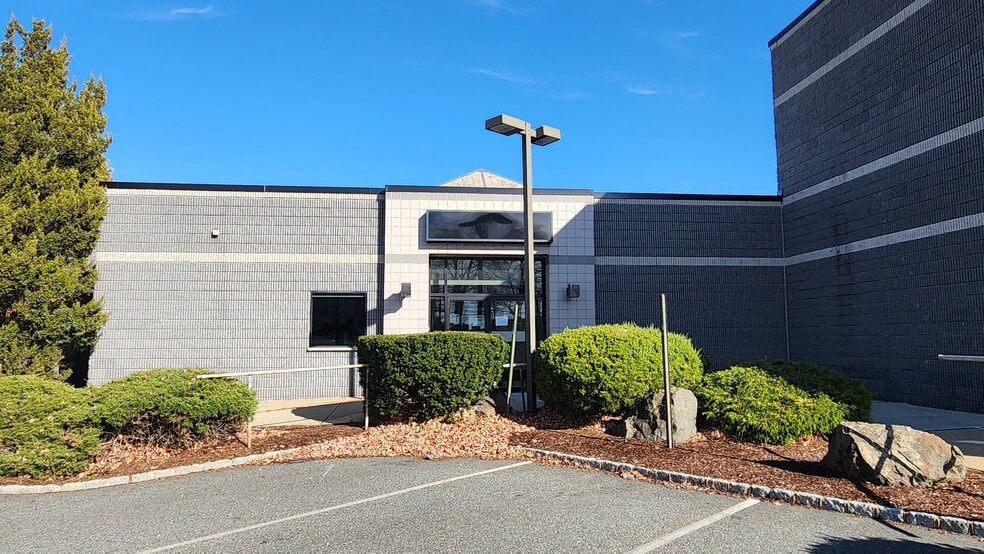 274 W Route 10, Succasunna, NJ for lease - Building Photo - Image 3 of 11