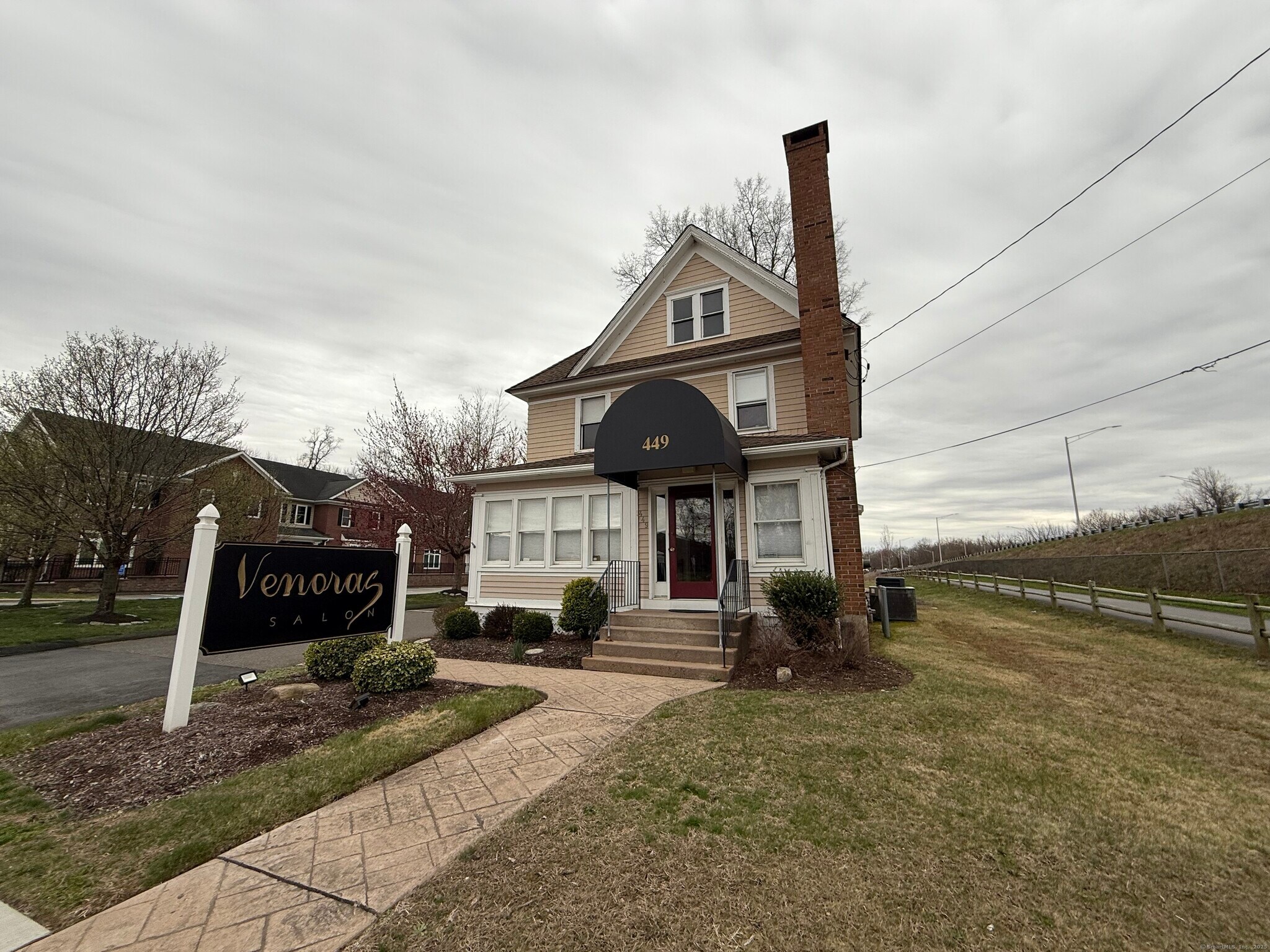 449 Naubuc Ave, Glastonbury, CT for sale Primary Photo- Image 1 of 1