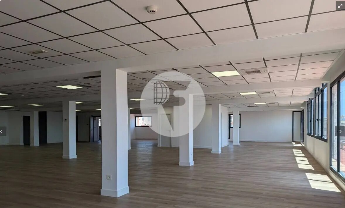 Office in Barcelona, Barcelona for lease Interior Photo- Image 1 of 7