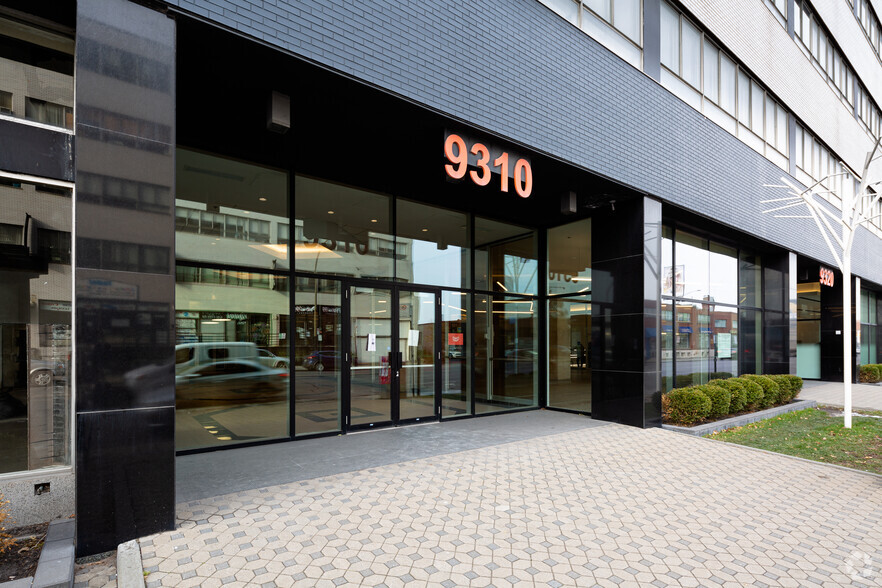 9300-9340 Boul Saint-Laurent, Montréal, QC for lease - Building Photo - Image 3 of 12