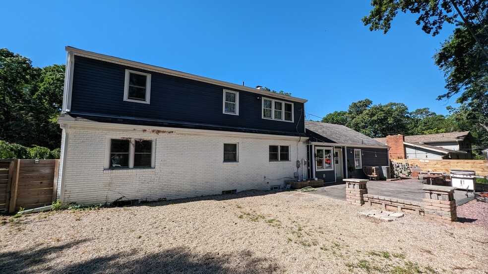 933 W Weber Sq, South Bend, IN for sale - Building Photo - Image 3 of 25