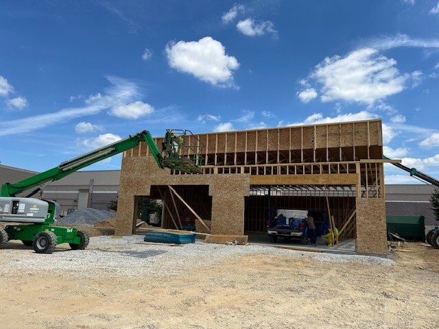 201 South Ridge Avenue, Middletown, DE for lease Building Photo- Image 1 of 1